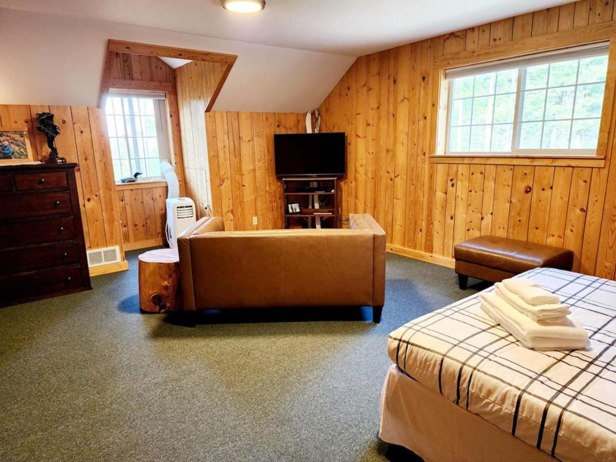 Blacktail Cabin Hideaway With Hot Tub Lakeside Eksteriør bilde